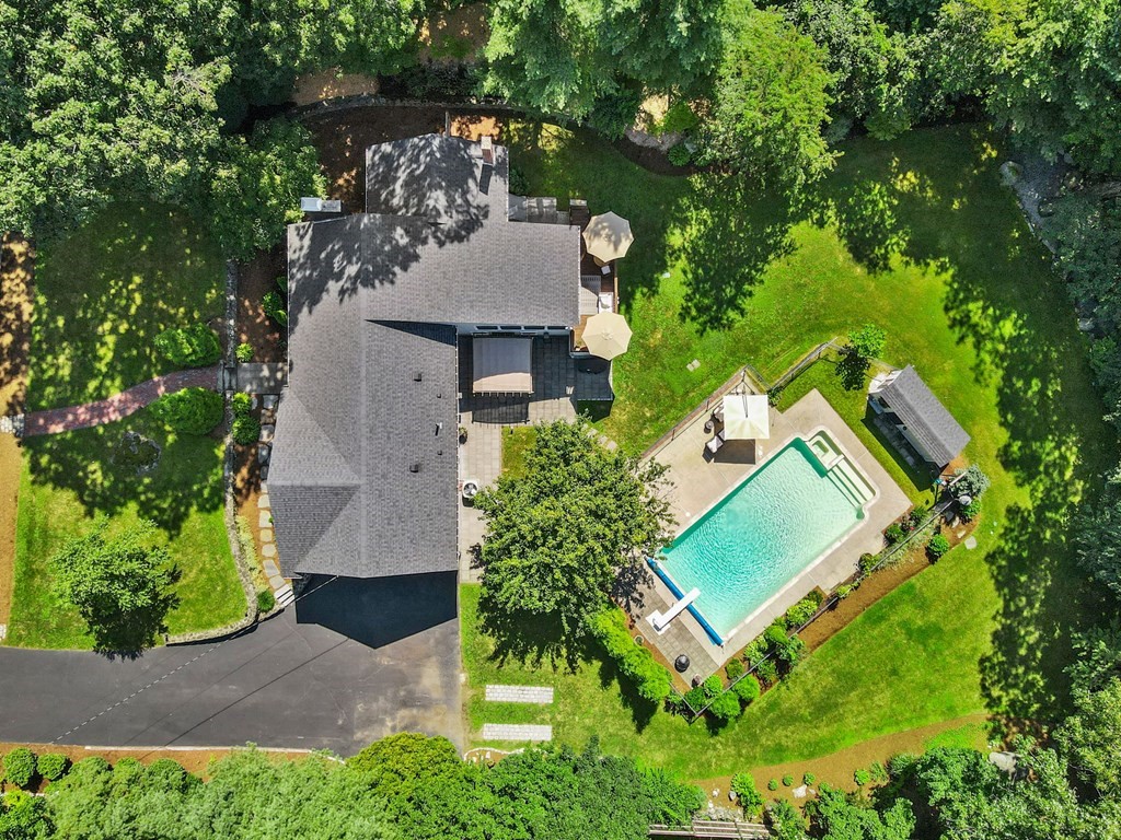 39 Bradyll Road Weston, MA 02493 - Photo 7 of 11 an aerial view of a house