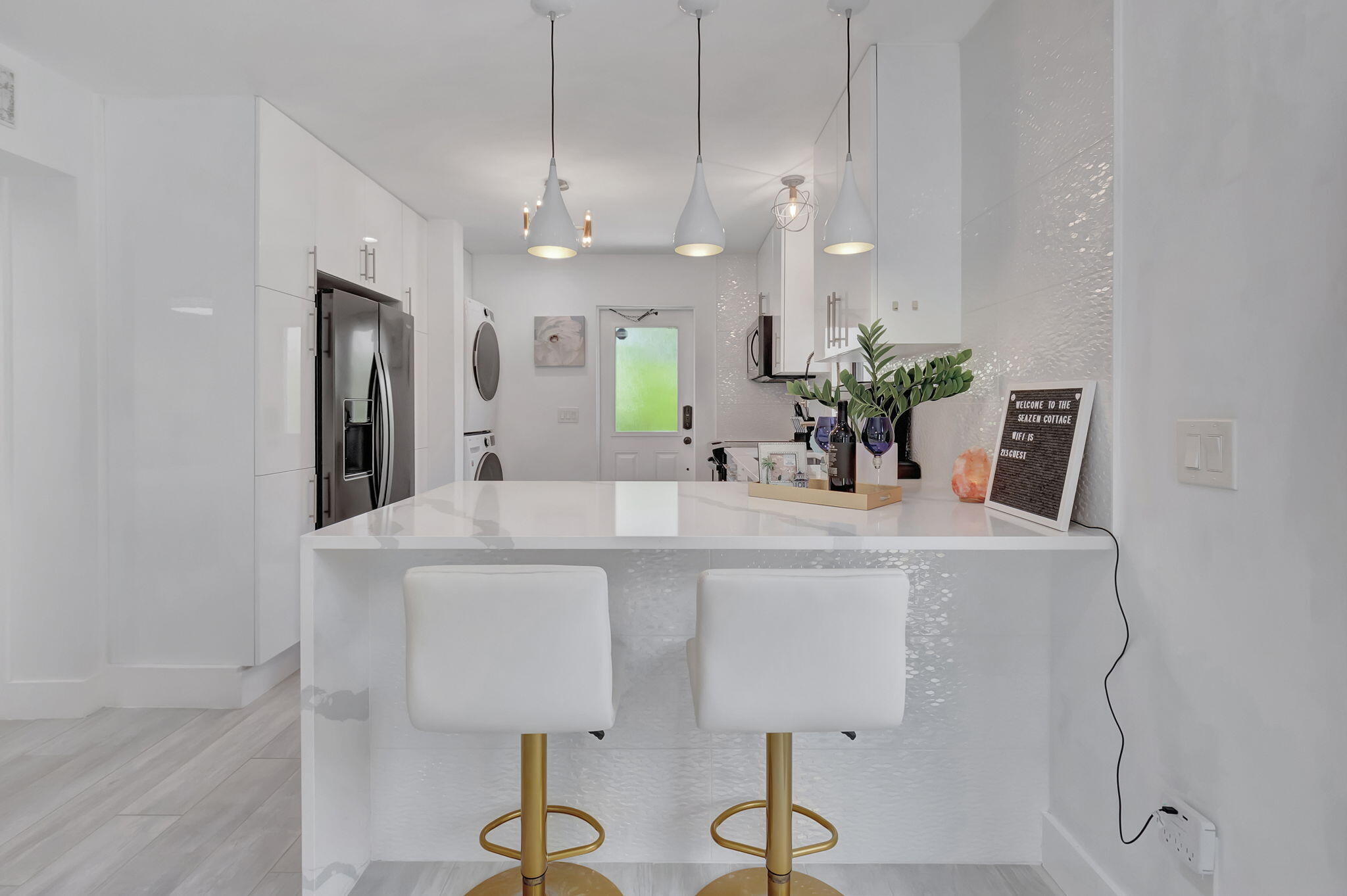 201 Southeast 7th Street Delray Beach, FL 33483 - Photo 15 of 31 The Kitchen