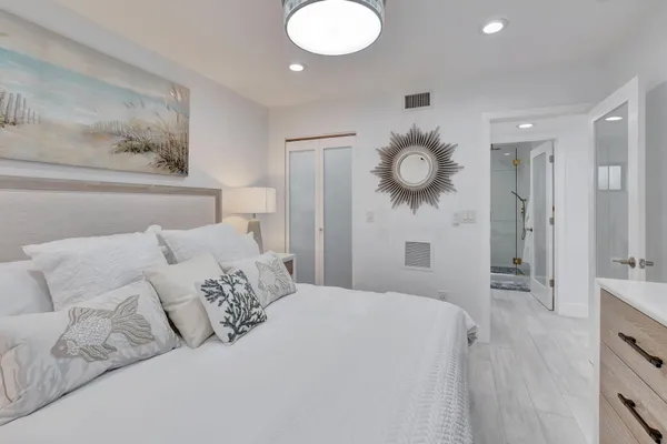 $3,700 | 201 Southeast 7th Street, Delray Beach, FL 33483