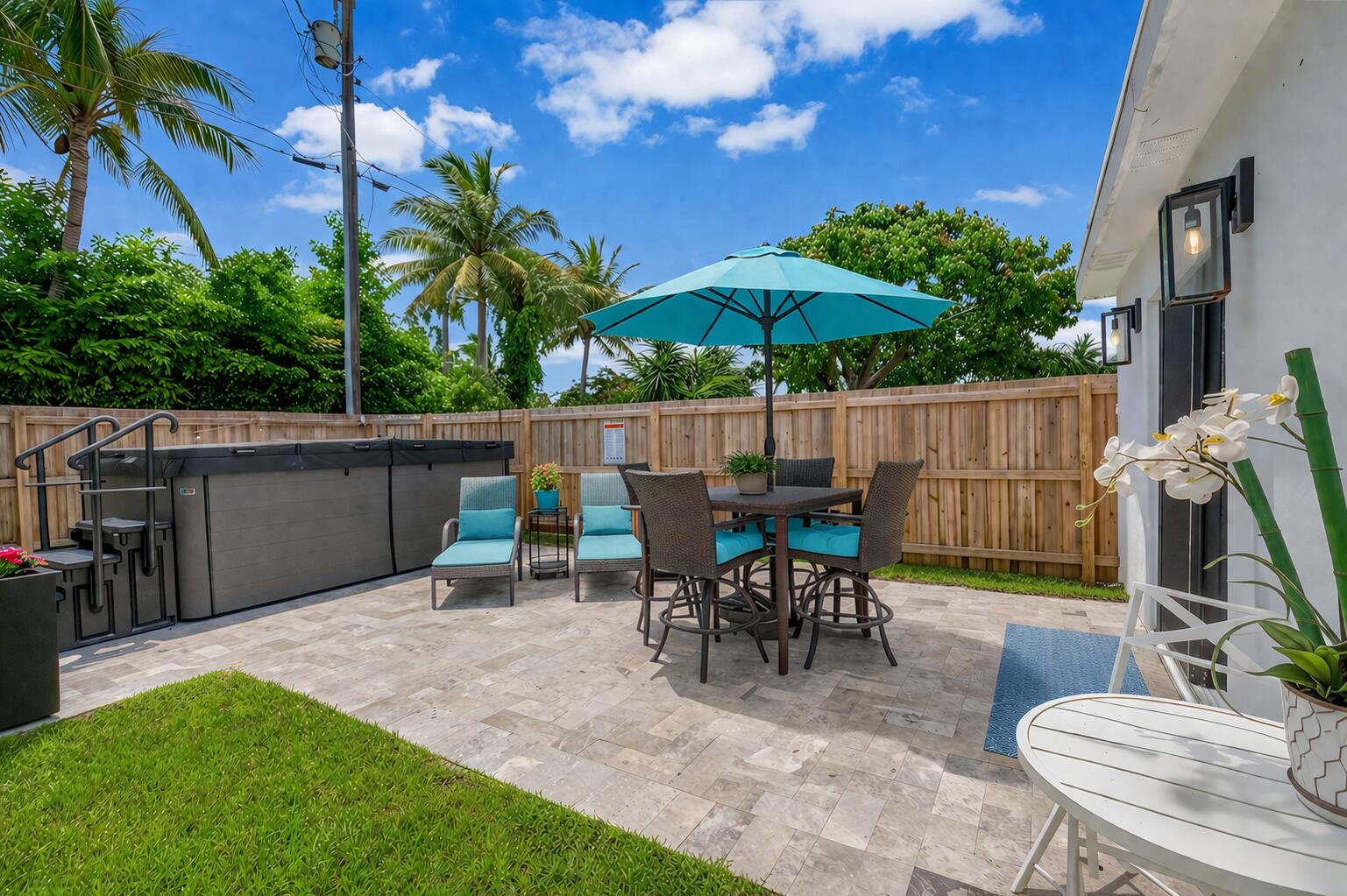201 Southeast 7th Street Delray Beach, FL 33483 - Photo 5 of 31 Outdoor space with a swim spa