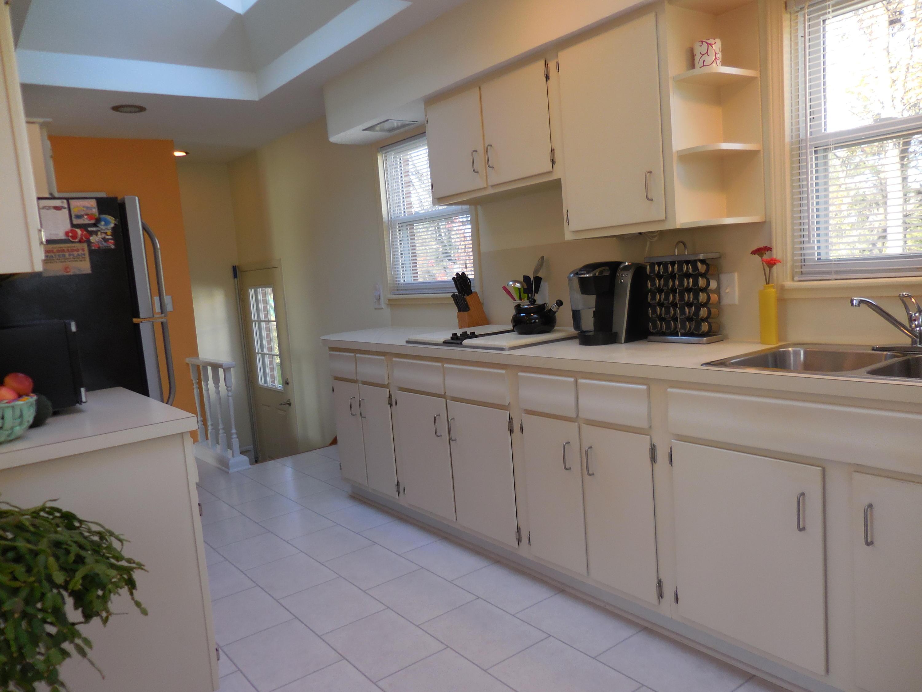 2992 Minerva Lake Road Columbus, OH 43231 - Photo 8 of 51 Gallery Image 8