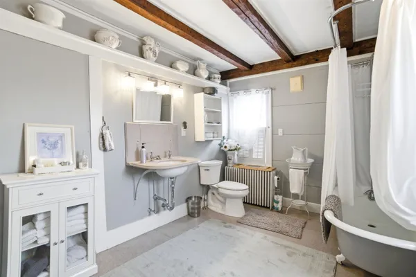 $1,500,000 | 235 Windsor Road, Hillsborough, NH 03244