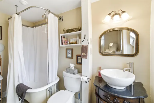 $1,500,000 | 235 Windsor Road, Hillsborough, NH 03244