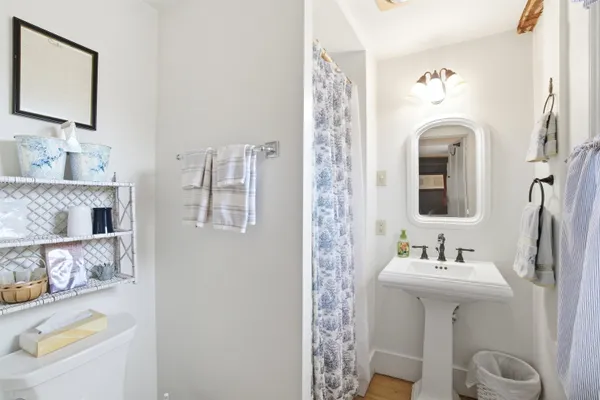 $1,500,000 | 235 Windsor Road, Hillsborough, NH 03244