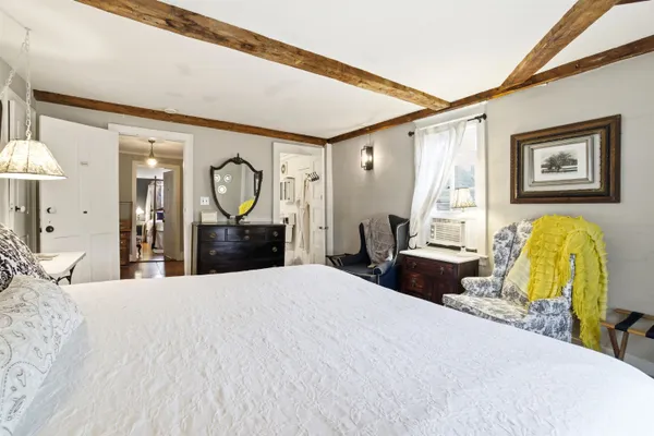 $1,500,000 | 235 Windsor Road, Hillsborough, NH 03244