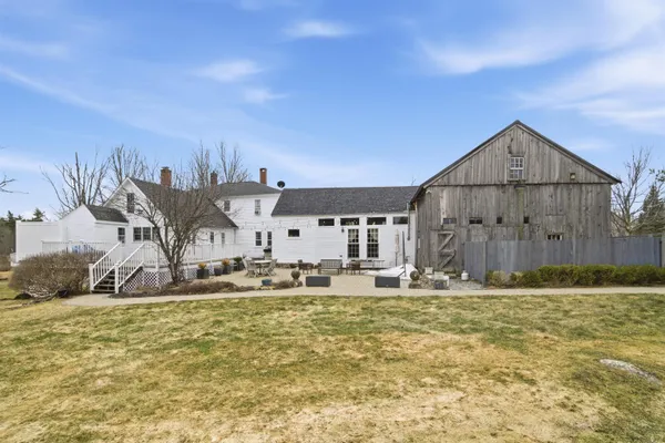 $1,500,000 | 235 Windsor Road, Hillsborough, NH 03244