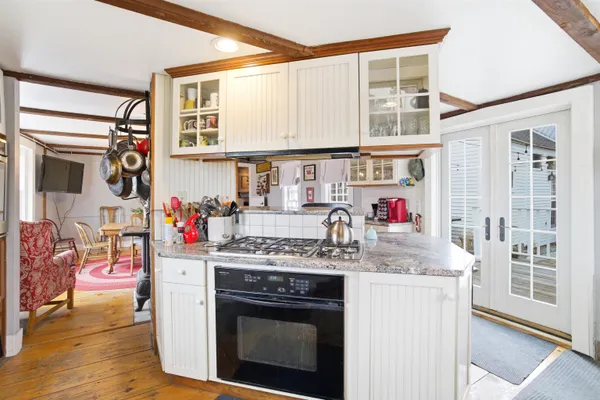 $1,500,000 | 235 Windsor Road, Hillsborough, NH 03244