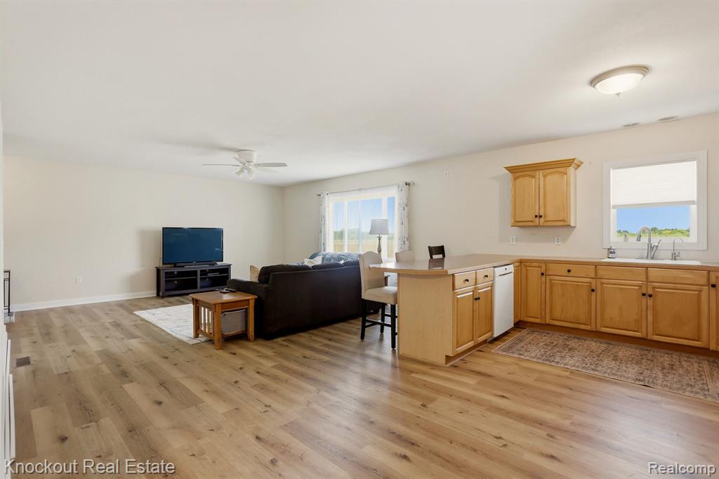 9941 Lange Road Birch Run, MI 48415 - Photo 15 of 42