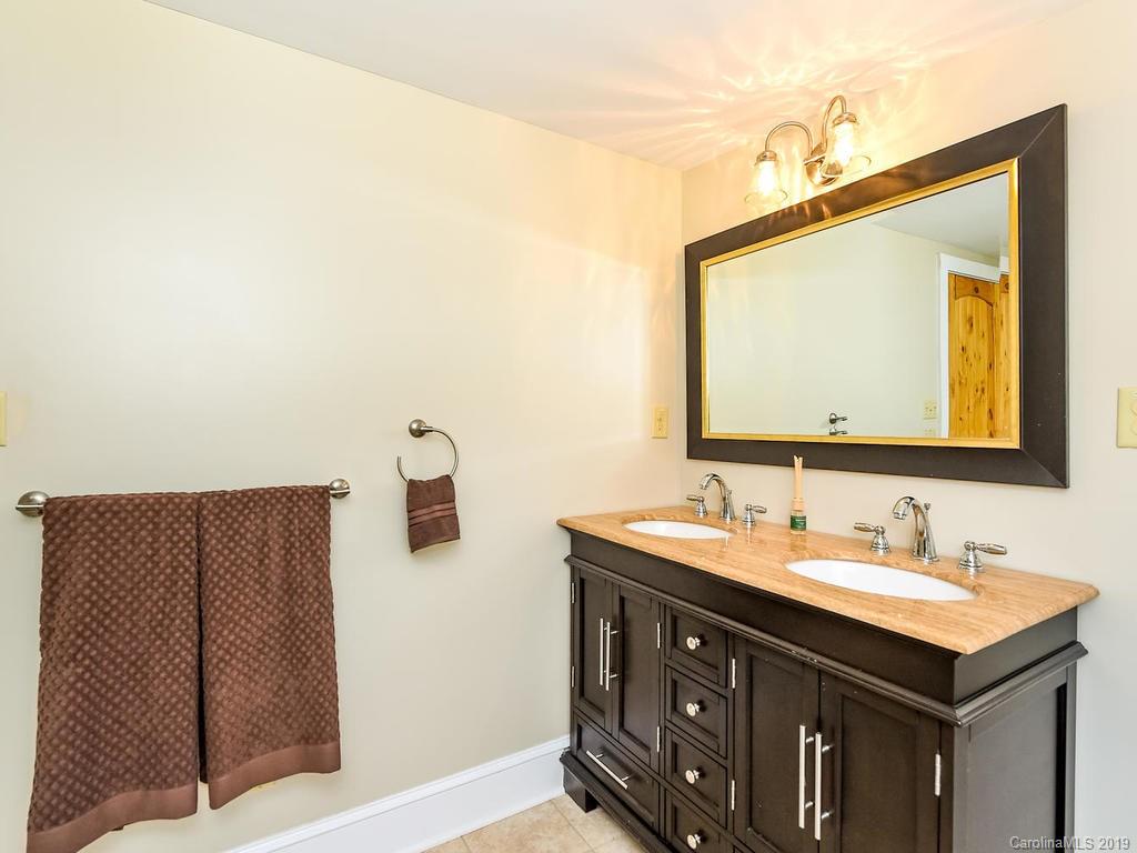 124 Red Fox Road Columbus, NC 28722 - Photo 14 of 32