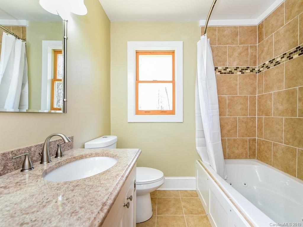 124 Red Fox Road Columbus, NC 28722 - Photo 18 of 32