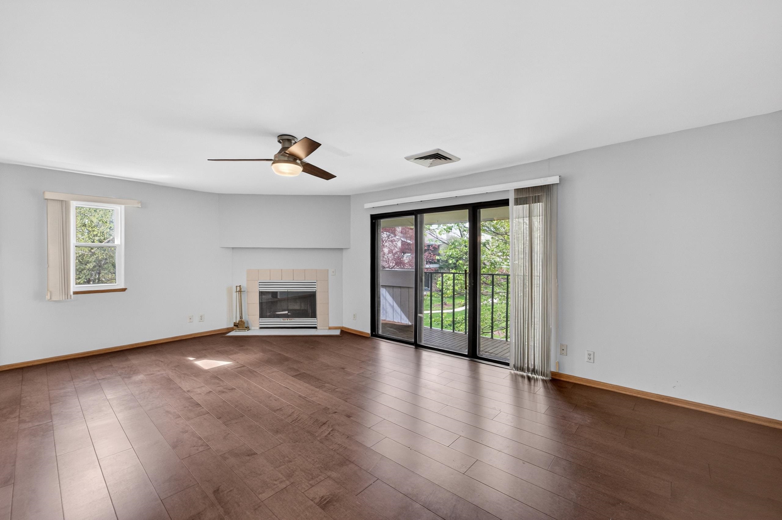 5548 Century, Unit 4 Middleton, WI 53562 - Photo 2 of 27