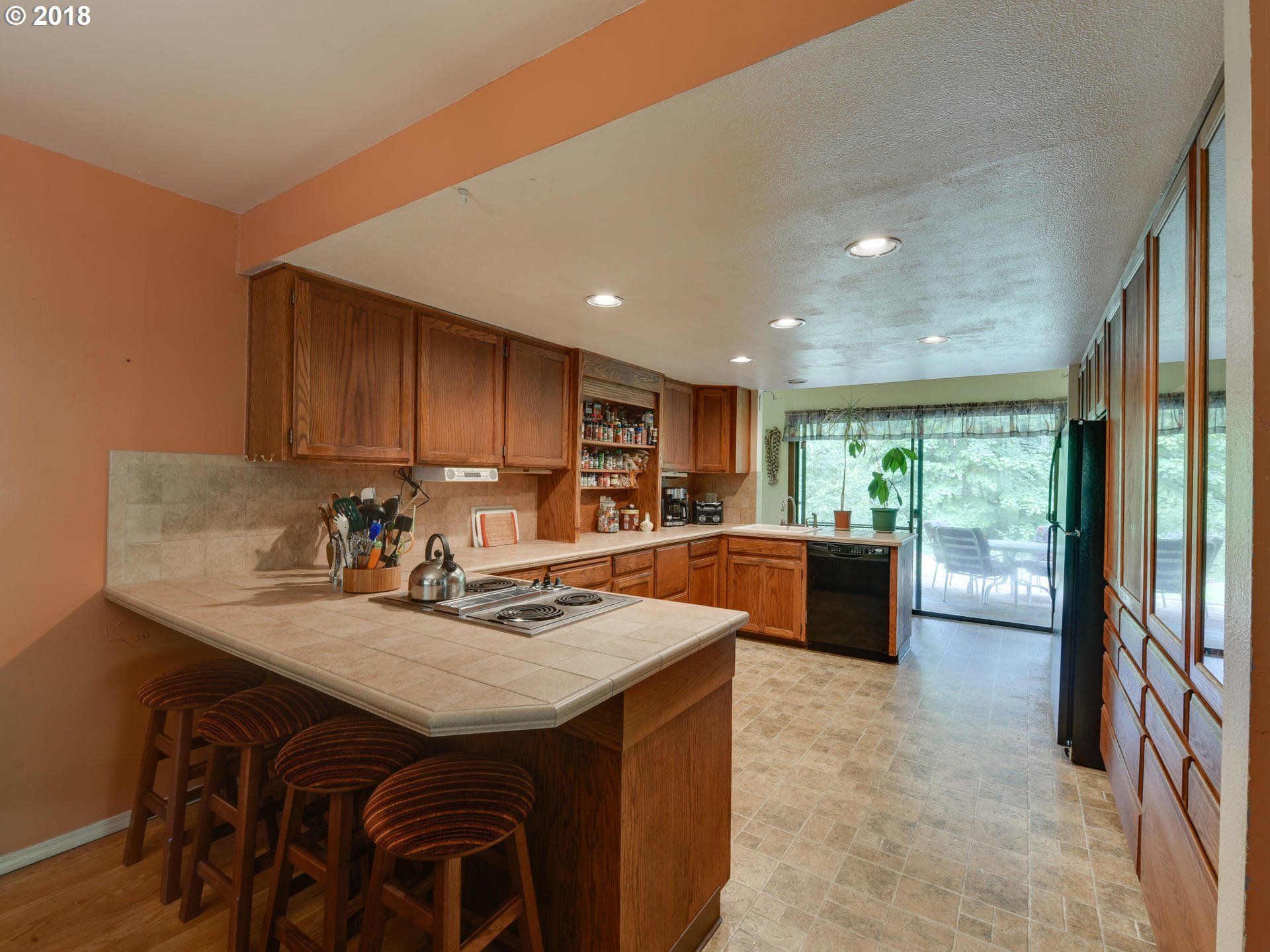 27675 Southeast Blay Road Eagle Creek, OR 97022 - Photo 6 of 32 Gallery Image 6