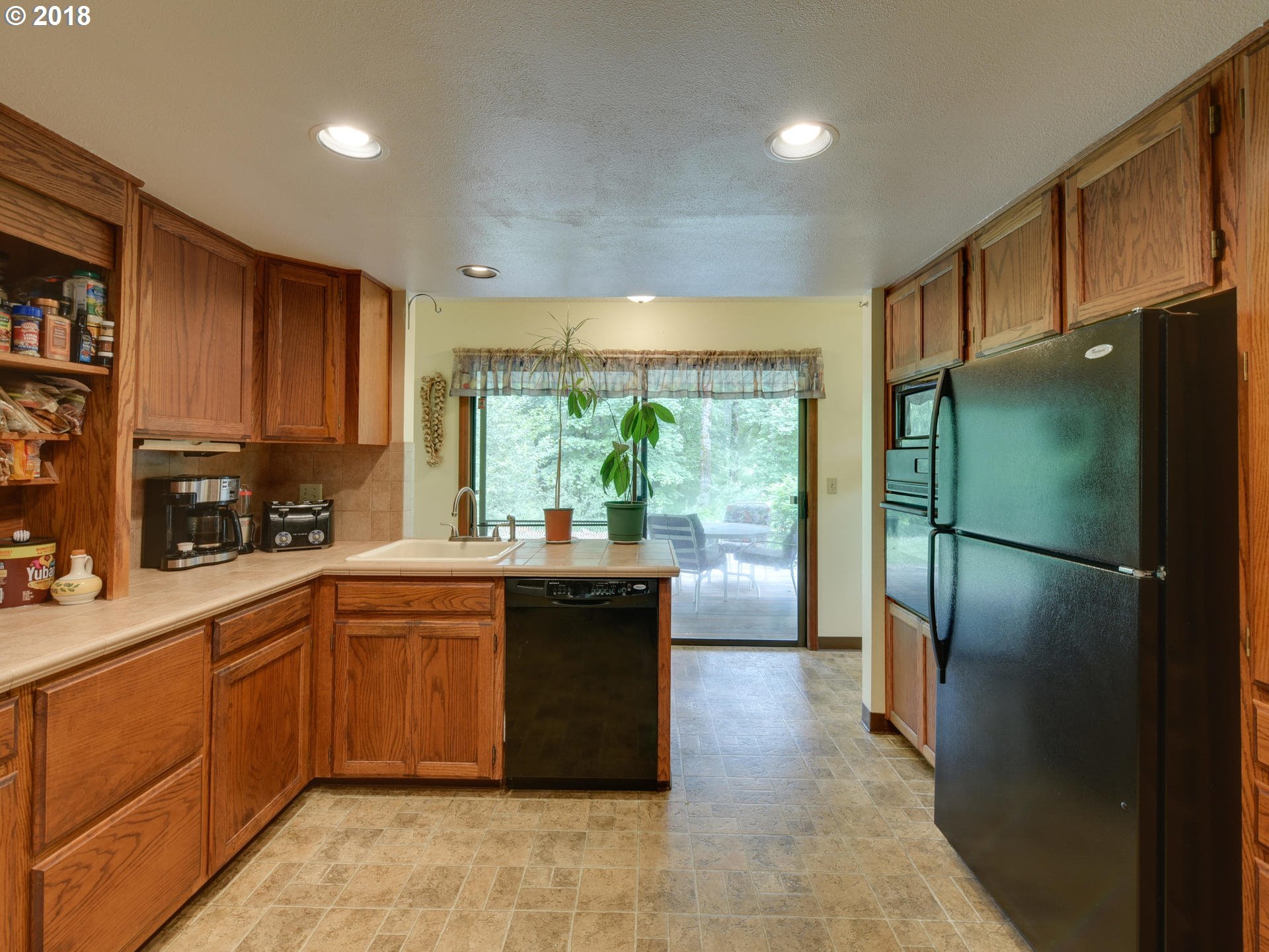 27675 Southeast Blay Road Eagle Creek, OR 97022 - Photo 7 of 32 Gallery Image 7