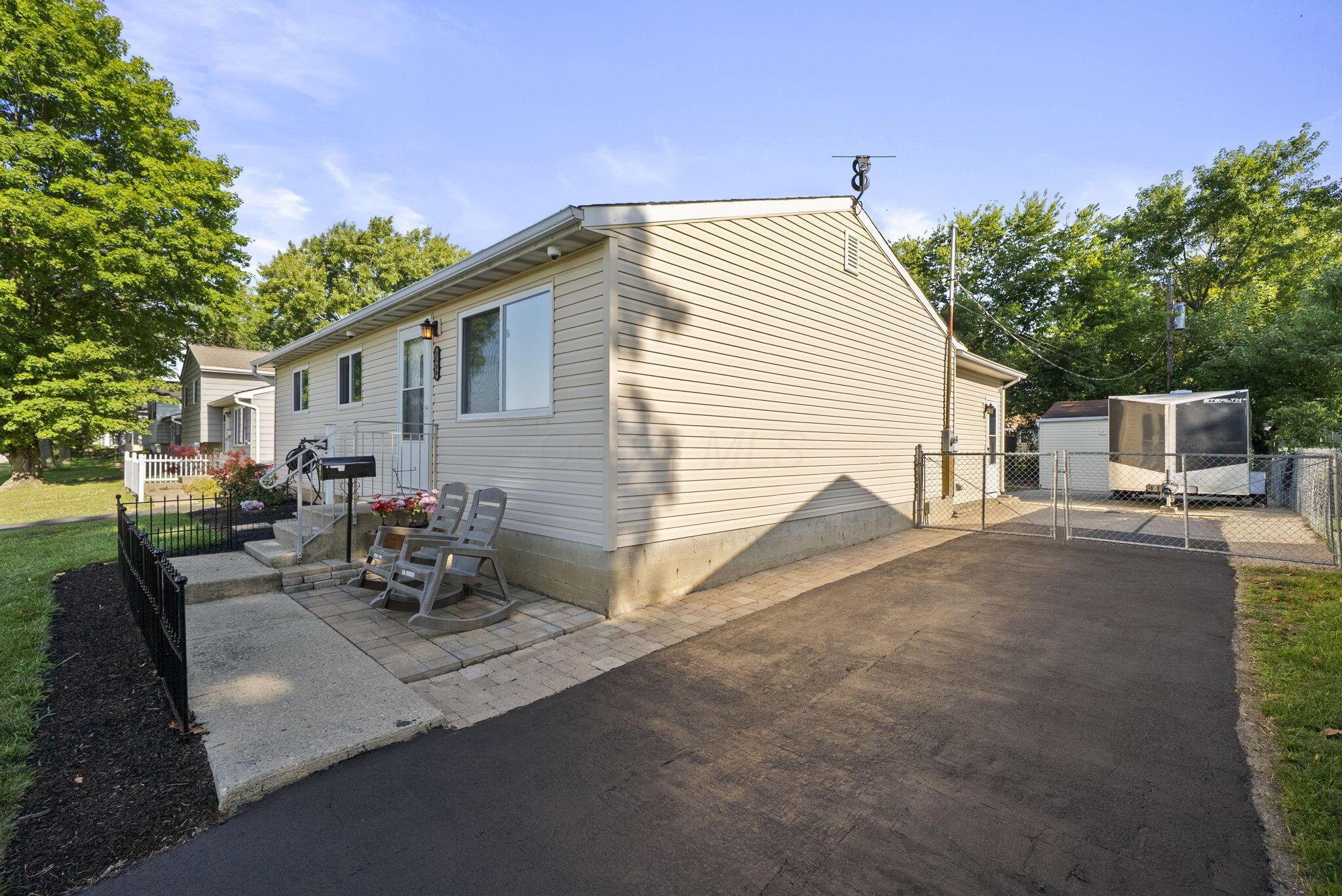 3556 Arnsby Road Columbus, OH 43232 - Photo 40 of 44 52-web-or-mls-DSC04327