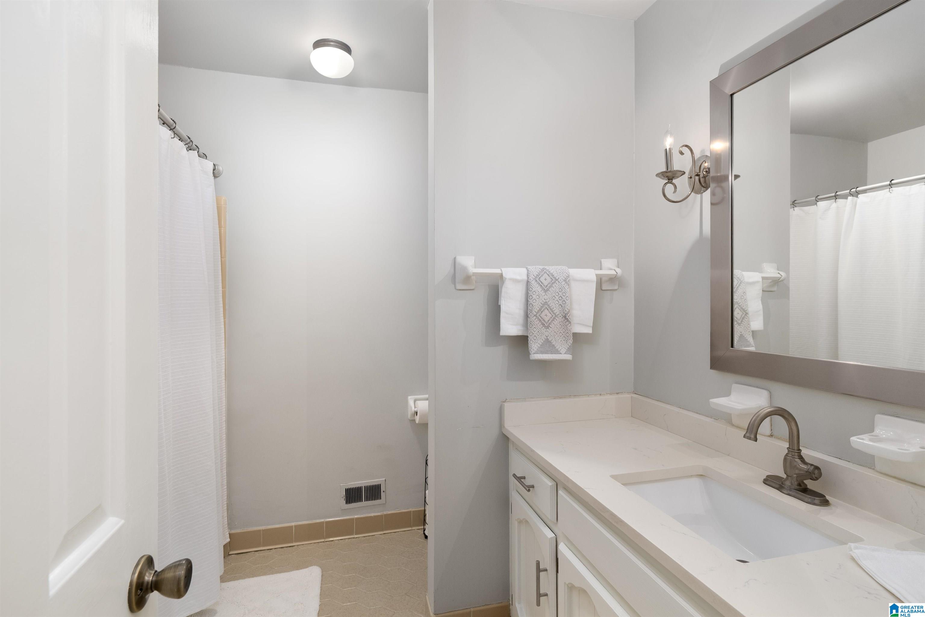 4025 Little Branch Road Birmingham, AL 35243 - Photo 34 of 49