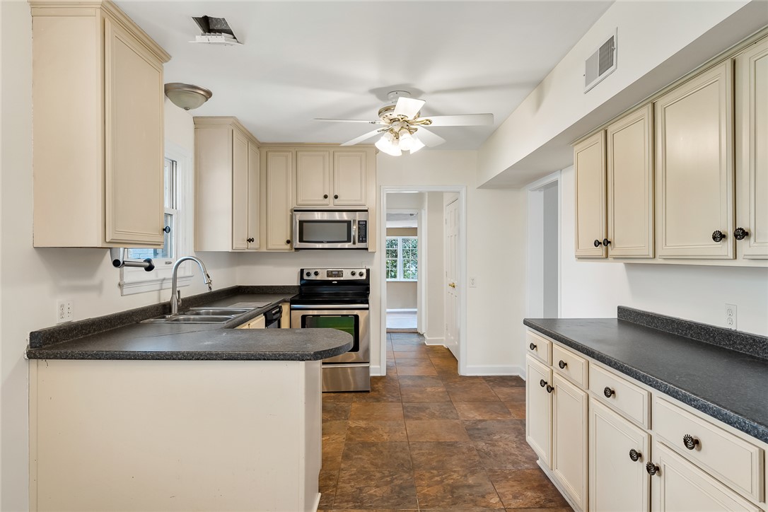 1112 Greenacres Anderson, SC 29621 - Photo 14 of 44 Gallery Image 14