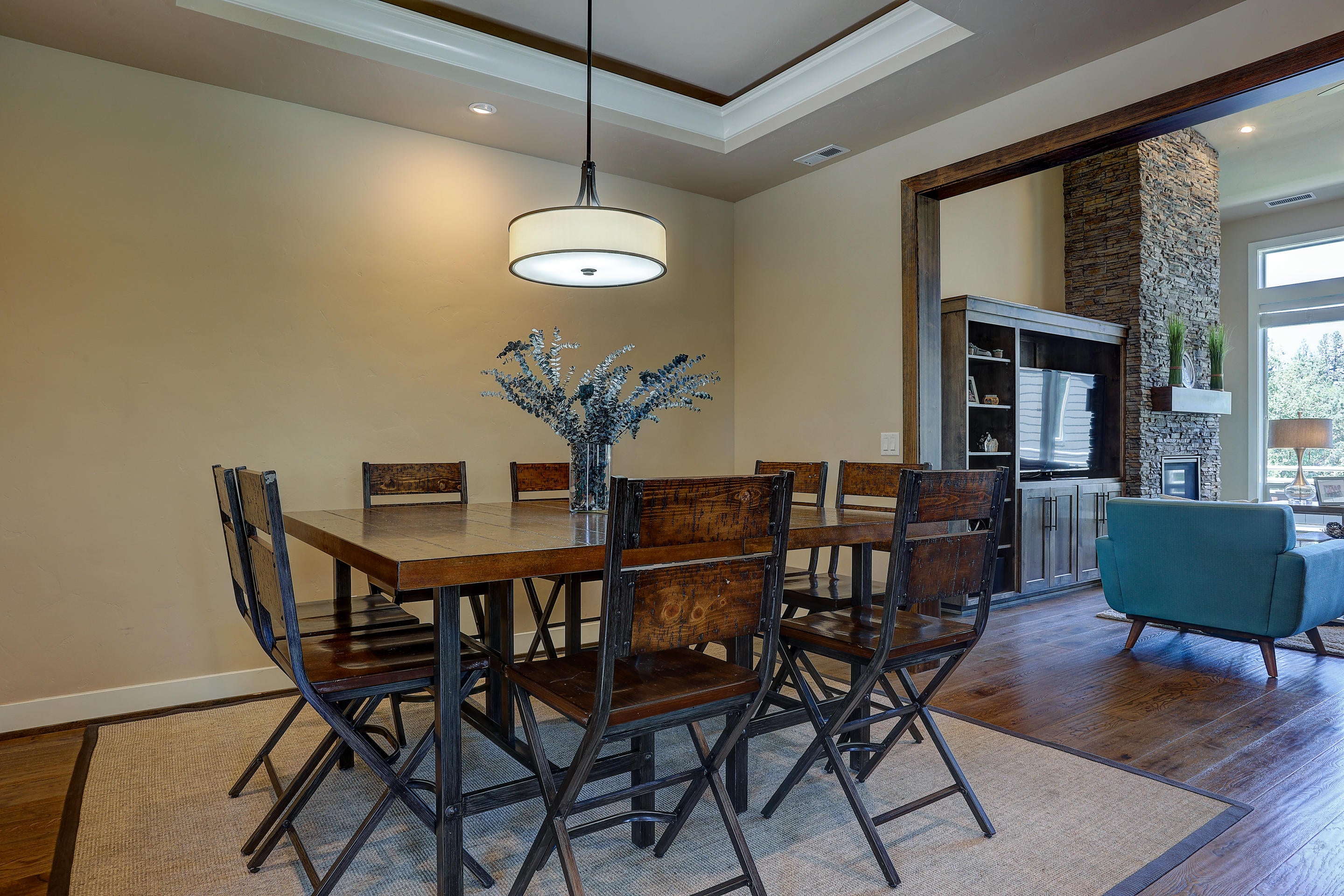 19574 Painted Ridge Loop, Unit 16 Bend, OR 97702 - Photo 14 of 43 Separate Dining area