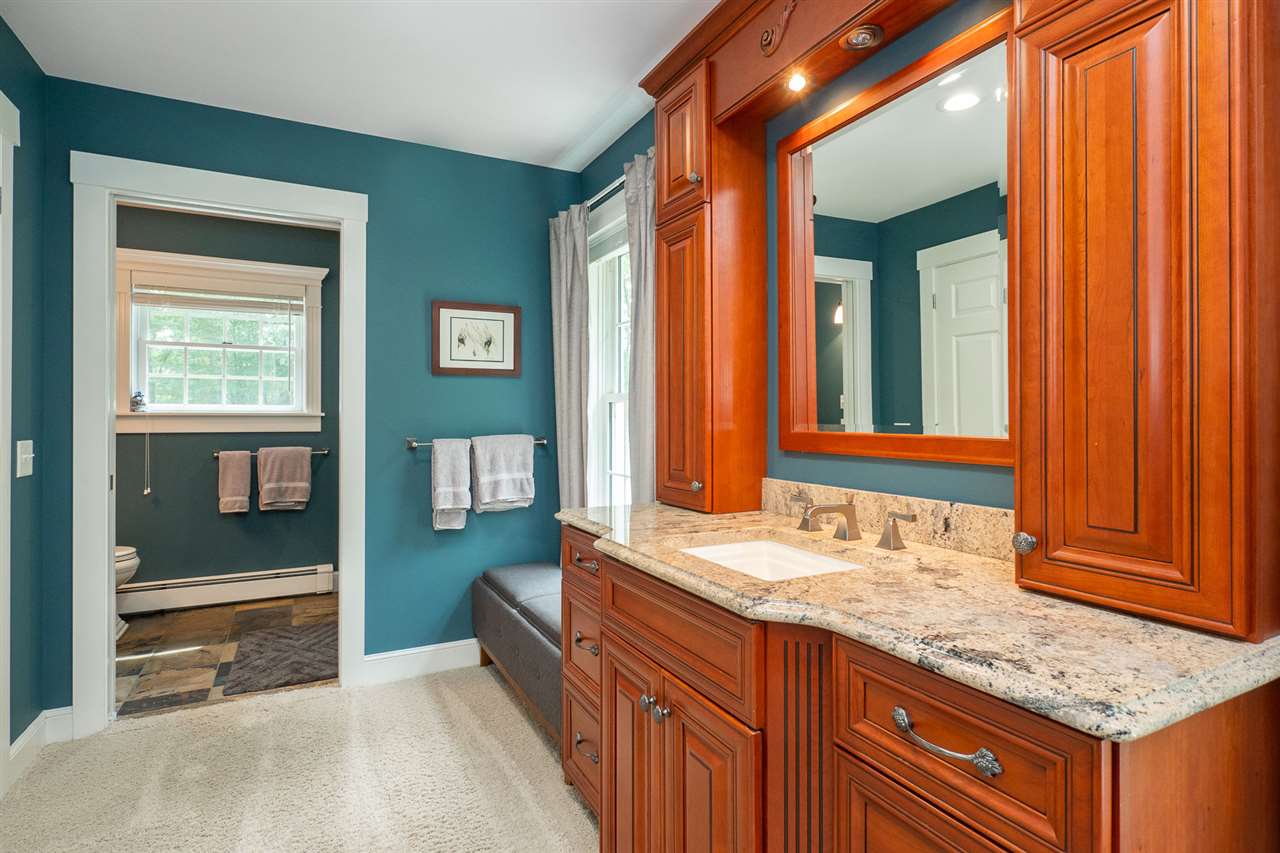 9 Grey Ledge Drive Rochester, NH 03839 - Photo 29 of 40