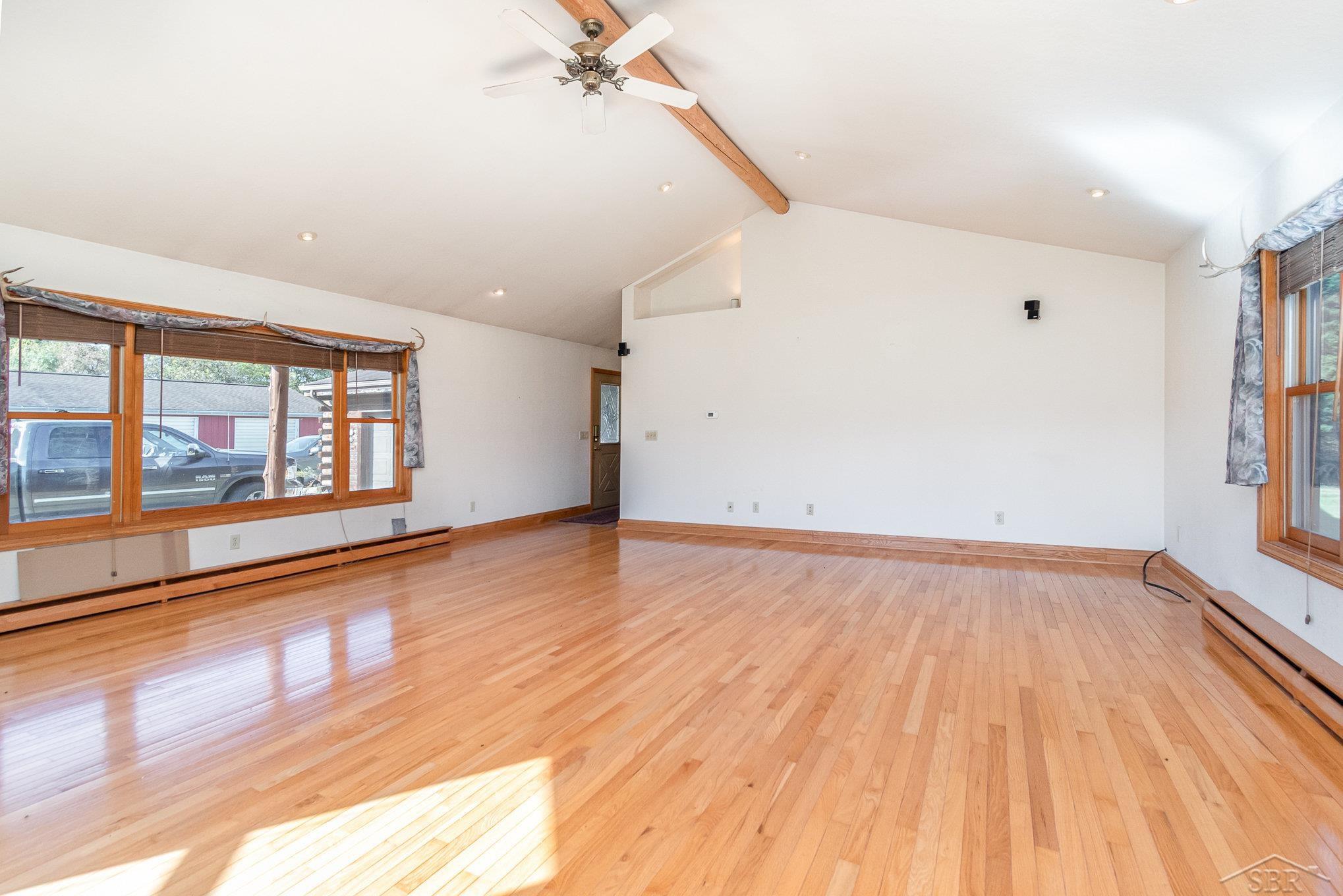 514 East Huron Road Omer, MI 48749 - Photo 3 of 27