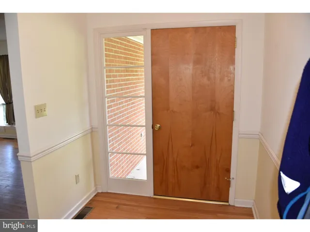 $1,950 | 911 Grings Hill Road, Reading, PA 19608