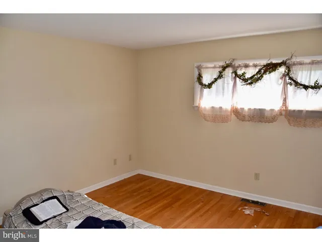 $1,950 | 911 Grings Hill Road, Reading, PA 19608