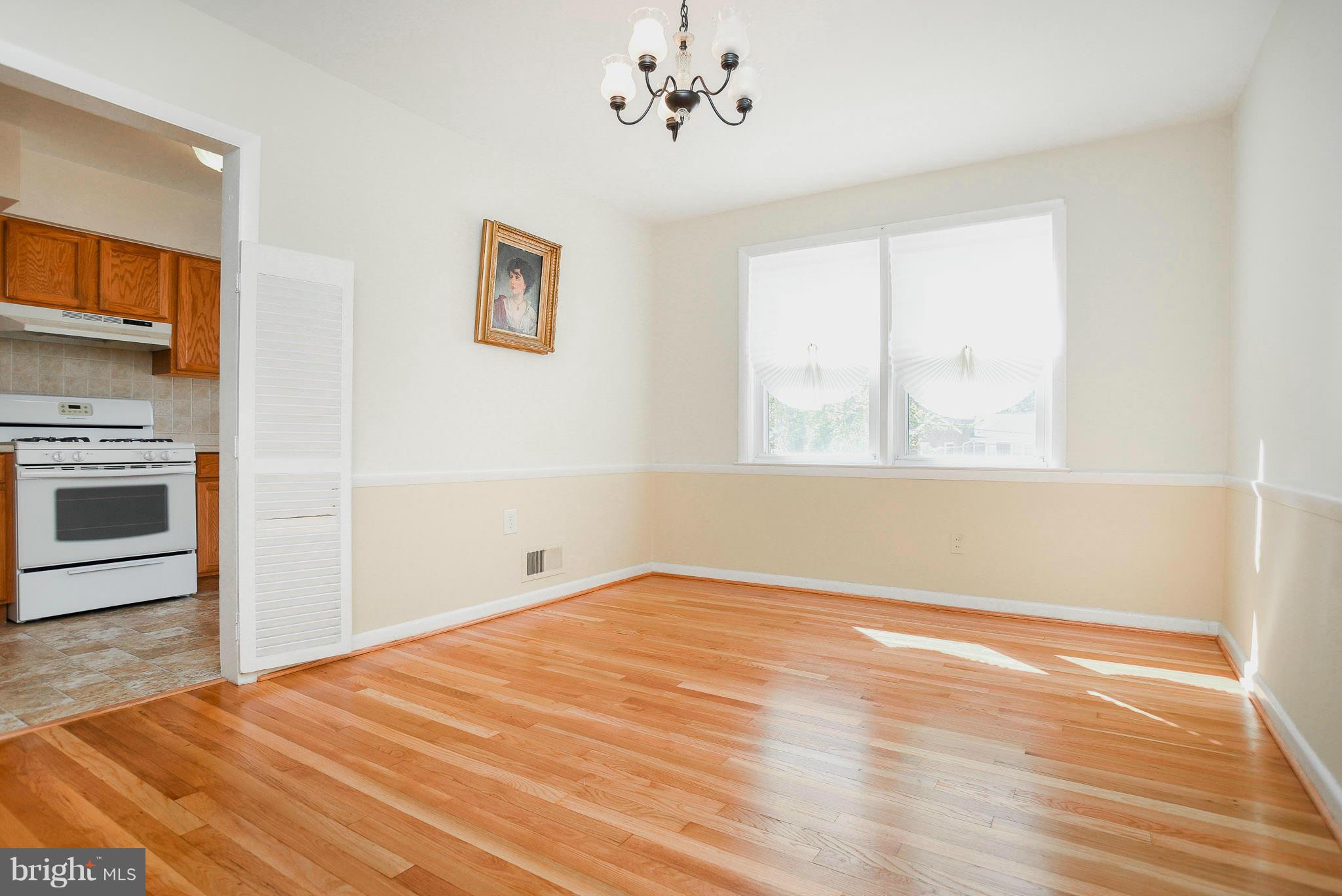1673 Kirkwood Road Baltimore, MD 21207 - Photo 8 of 25 Dining Room