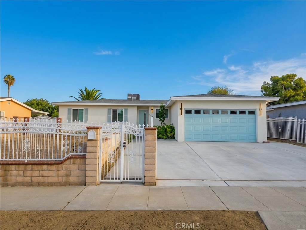 3665 Ross Street Riverside, CA 92503 - Photo 1 of 17
