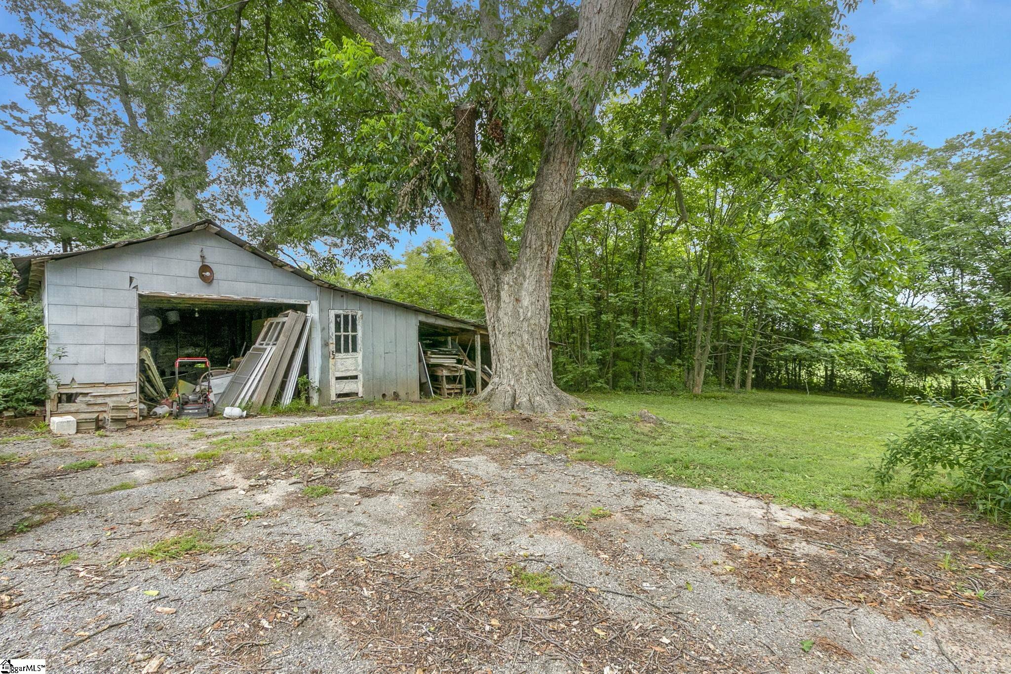 4608 Jug Factory Road Greer, SC 29651 - Photo 32 of 36