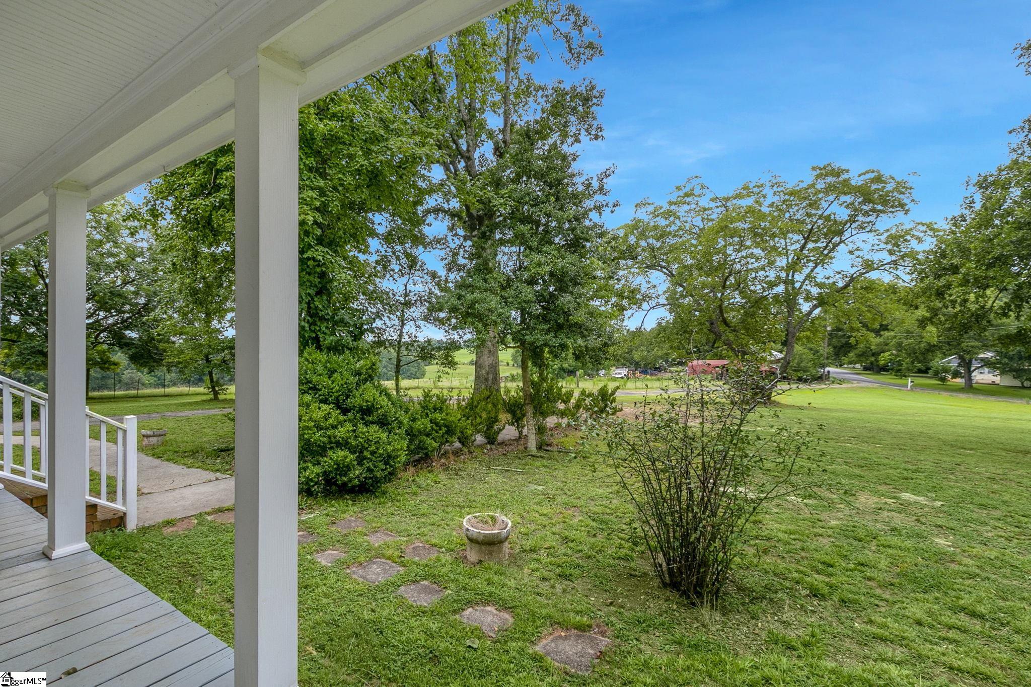 4608 Jug Factory Road Greer, SC 29651 - Photo 7 of 36