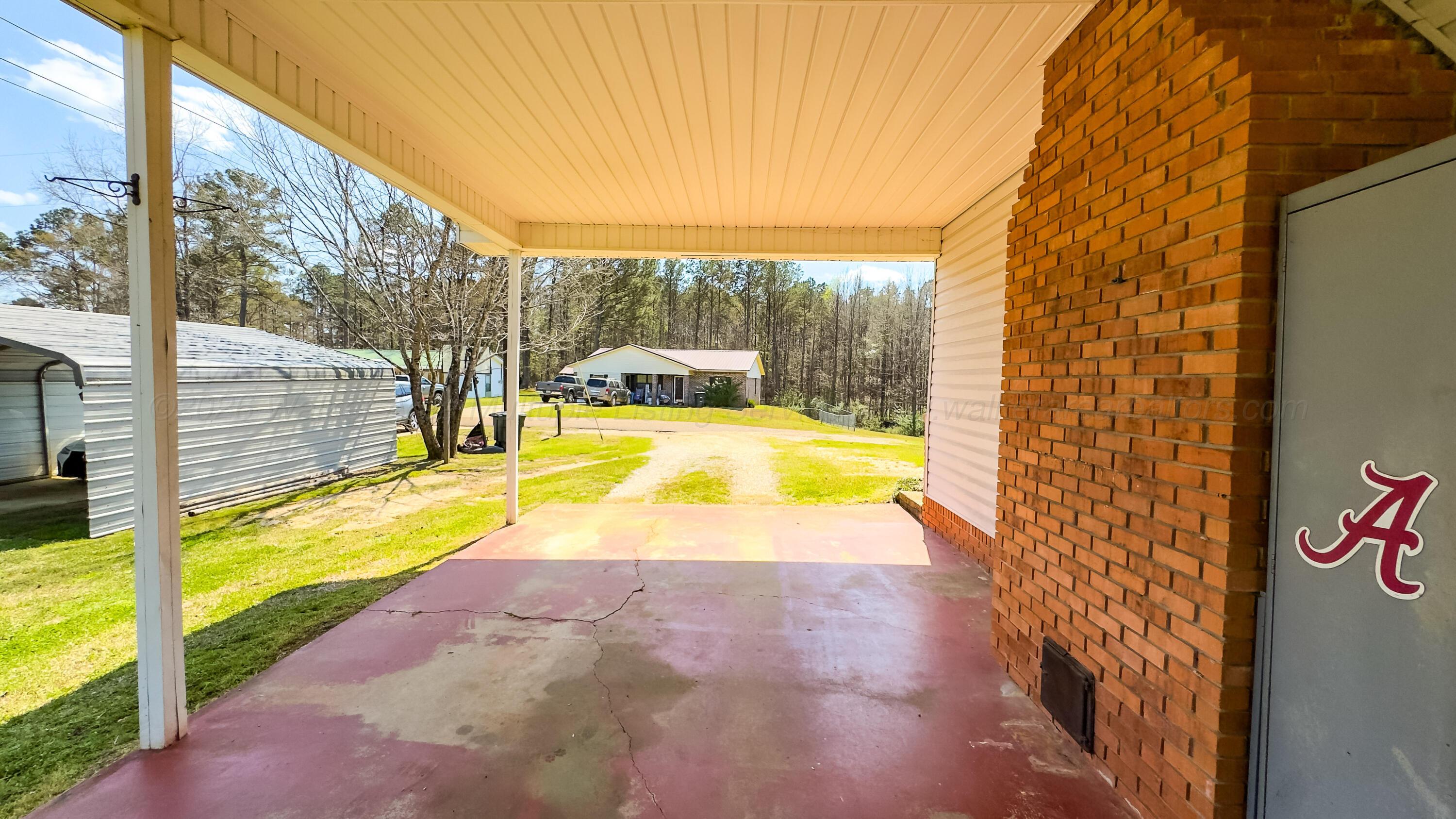922 20th Street Southwest Fayette, AL 35555 - Photo 32 of 40 Open Carport