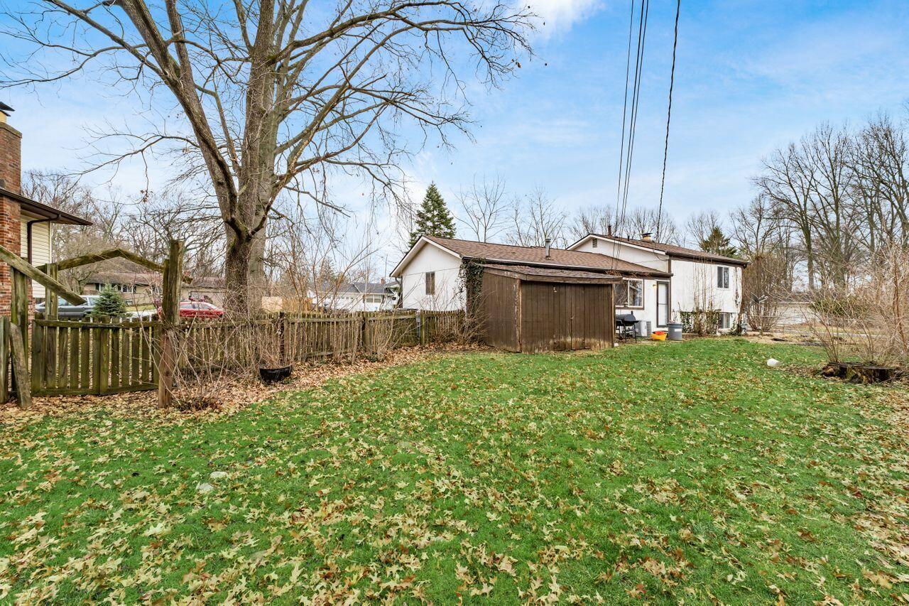 6507 Bartlett Road Reynoldsburg, OH 43068 - Photo 23 of 24 S_-_6507_Bartlett_Ct_-_010
