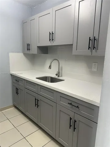 $1,600 | Central North Miami, North Miami, FL 33161