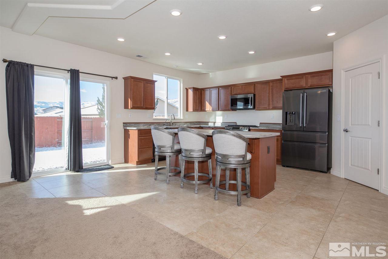 18516 Silverbell Court Reno, NV 89508 - Photo 4 of 22 Photo 4