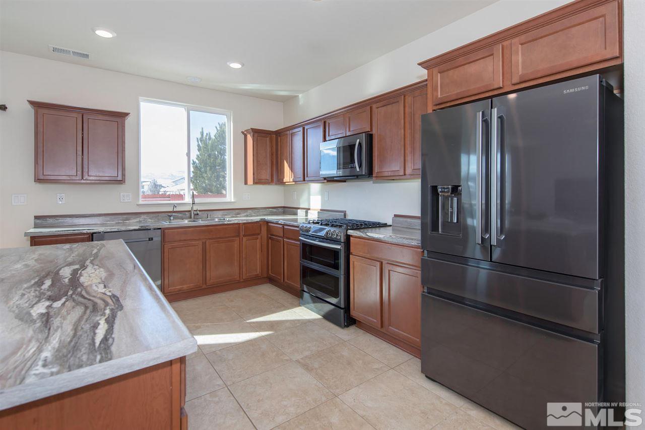 18516 Silverbell Court Reno, NV 89508 - Photo 6 of 22 Photo 6