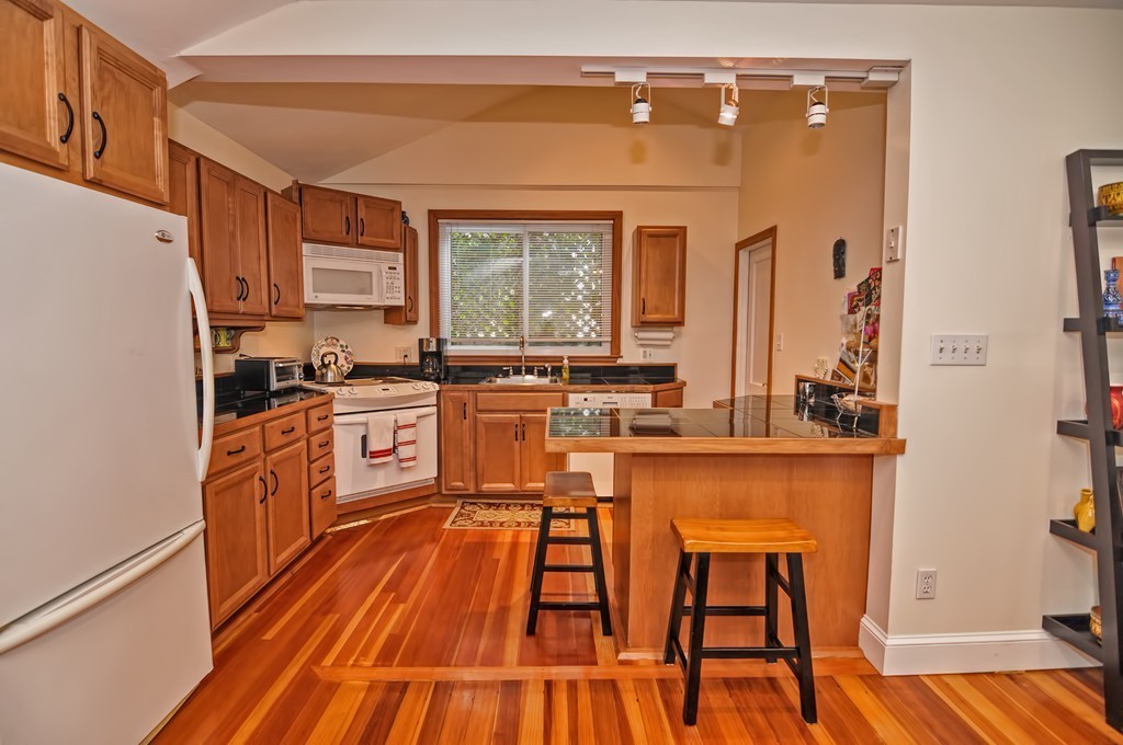 5 Gannett Road Natick, MA 01760 - Photo 3 of 30 Gallery Image 3