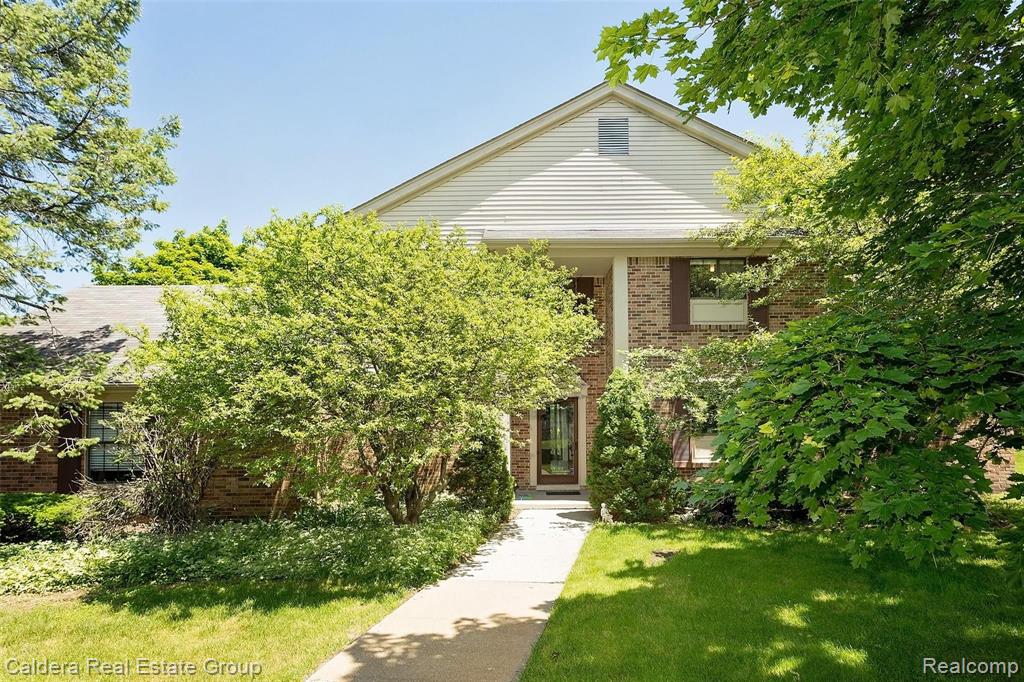 36922 Ridgedale Court Farmington Hills, MI 48331 - Photo 40 of 44