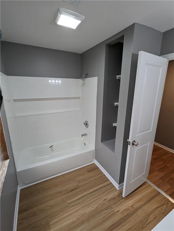 184 West Center Street Peculiar, MO 64078 - Photo 14 of 36