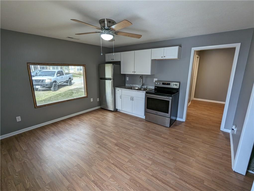 184 West Center Street Peculiar, MO 64078 - Photo 16 of 36
