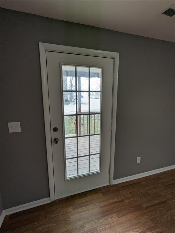 184 West Center Street Peculiar, MO 64078 - Photo 19 of 36