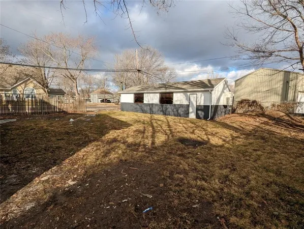 $399,900 | 184 West Center Street, Peculiar, MO 64078