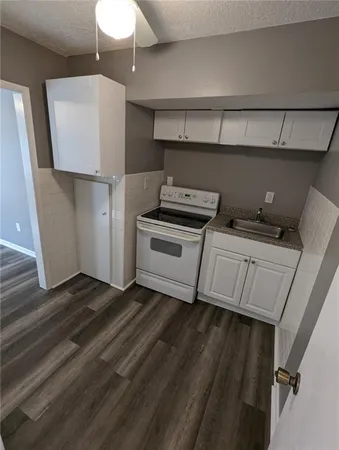 $399,900 | 184 West Center Street, Peculiar, MO 64078