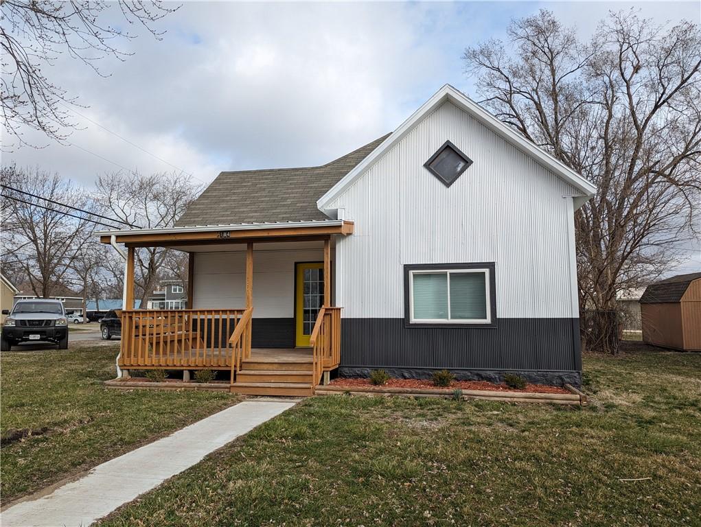 184 West Center Street Peculiar, MO 64078 - Photo 10 of 36