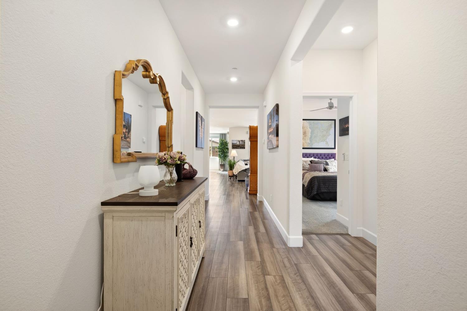 925 Rumba Court Roseville, CA 95747 - Photo 4 of 34