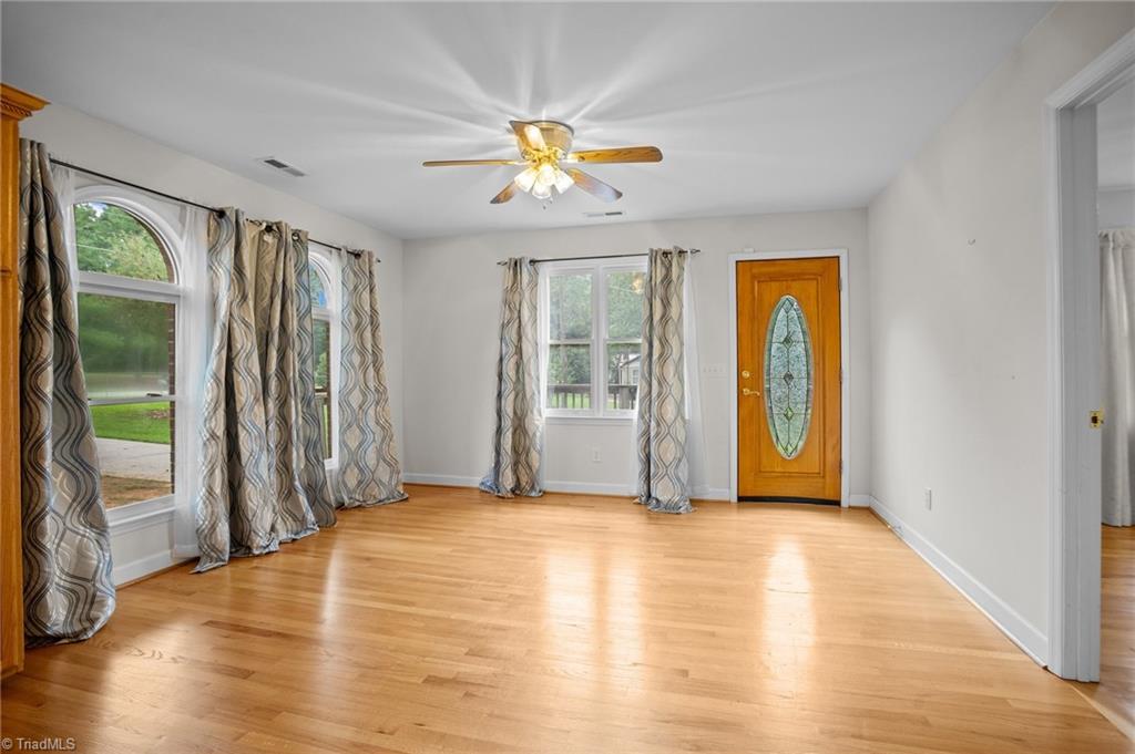 525 David Smith Road Winston-Salem, NC 27127 - Photo 8 of 13