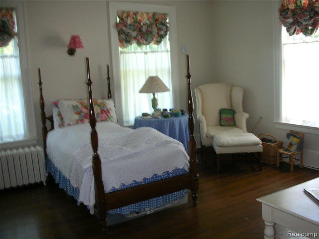 34 Moross Road Grosse Pointe, MI 48236 - Photo 9 of 11 Copy of Bedroom 2