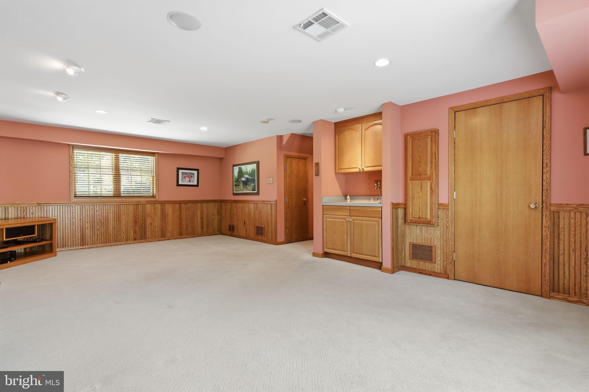 2733 Village Road Langhorne, PA 19047 - Photo 21 of 42