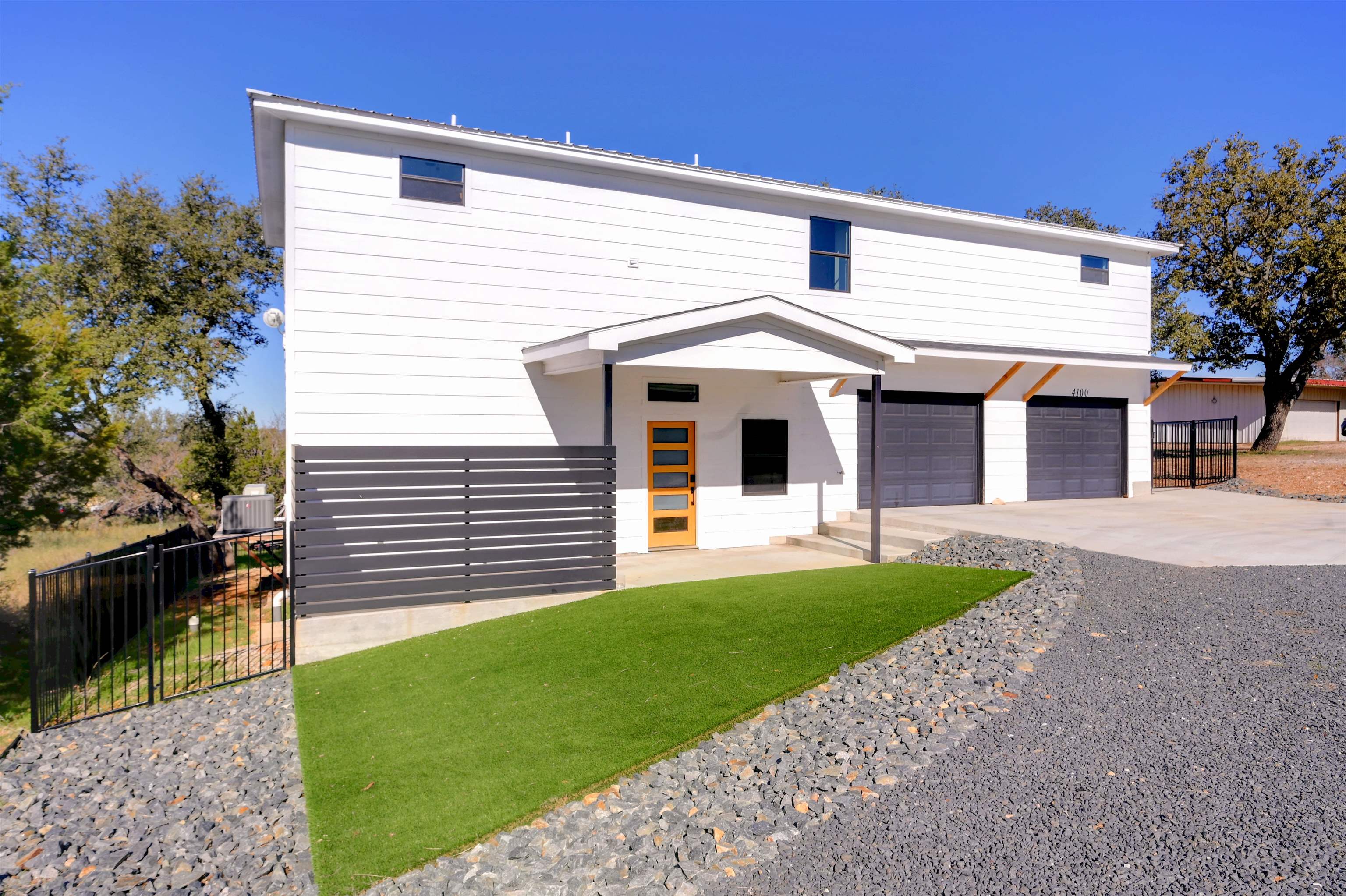 4100 Rm 690 Burnet, TX 78611 - Photo 1 of 29