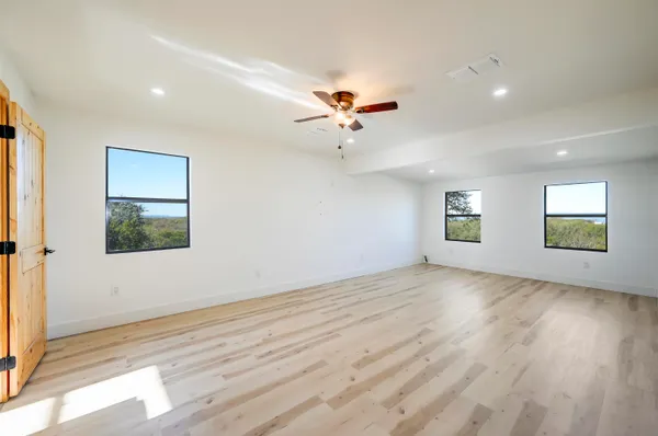 $2,500 | 4100 Rm 690, Burnet, TX 78611