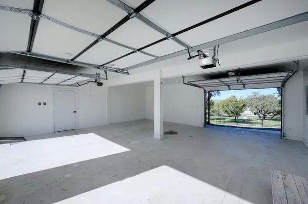 $2,500 | 4100 Rm 690, Burnet, TX 78611