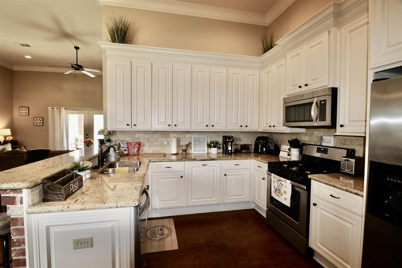 112 Rhodes Lane Canton, MS 39046 - Photo 8 of 26 Photo 8